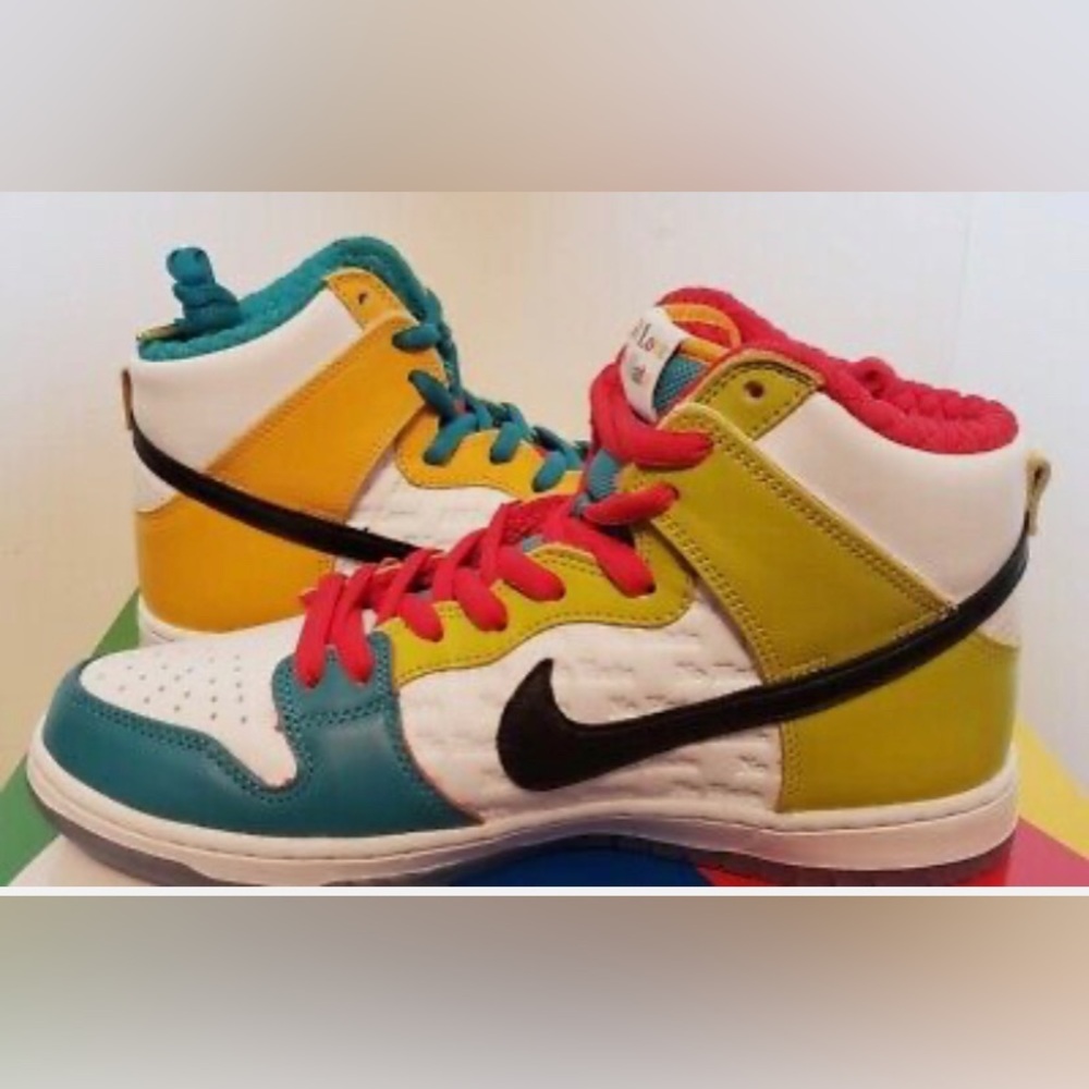 Nike Froskate x Dunk High SB “all love no hate”
